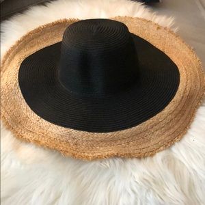 Bcbg Beach Hat - image 1